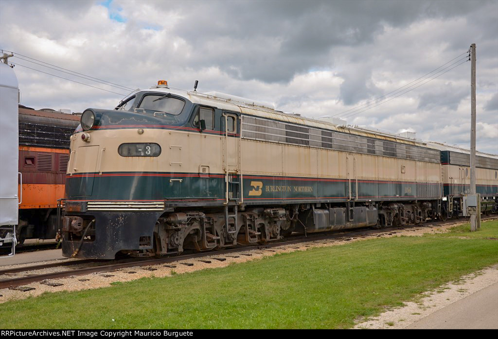 Burlington Northern F-9AM Diesel Locomotive